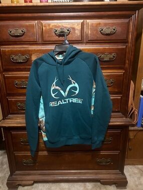 Teal Women’s Realtree Sweatshirt